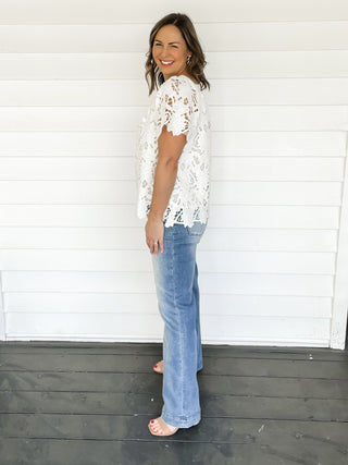 Maddie Floral Lace Top | Sisterhood Style Boutique