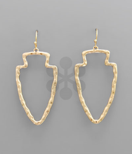 Load image into Gallery viewer, Hammered Gold Arrowhead Earrings | Sisterhood Style Boutique