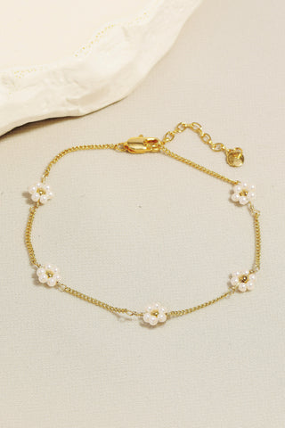 Dainty Chain Flower Bead Bracelet | Sisterhood Style Boutique