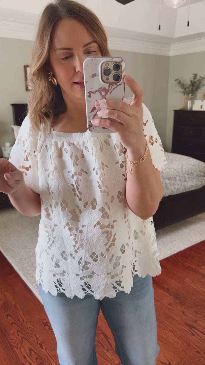 Maddie Floral Lace Top Fit Video | Sisterhood Style Boutique