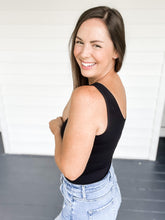 Load image into Gallery viewer, Ryan Seamless Reversible Tank Top | Sisterhood Style Boutique