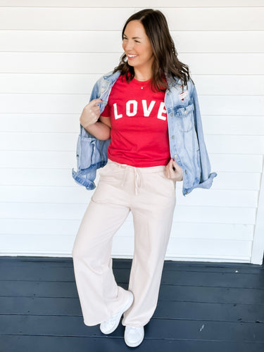 Heather Red Love Graphic Tee | Sisterhood Style Boutique